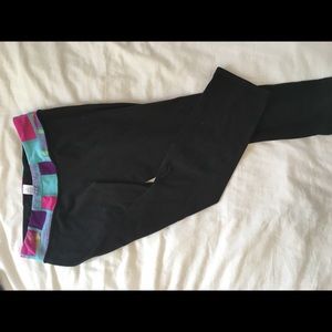 reversible ivivva cropped leggings!!